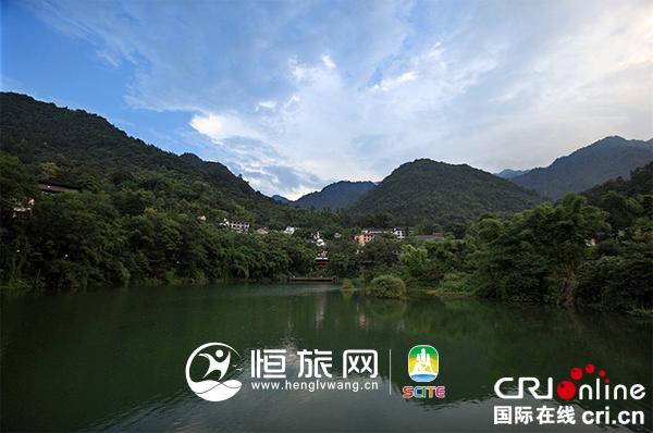 图片默认标题_fororder_峨眉山清音平湖